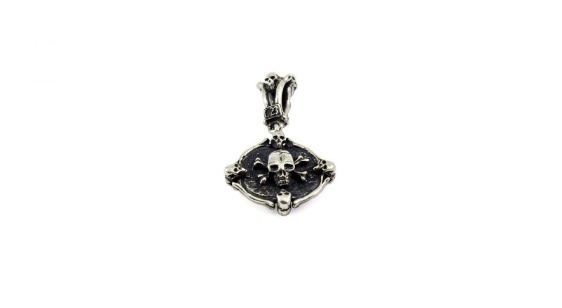 The Sailer and The Skull